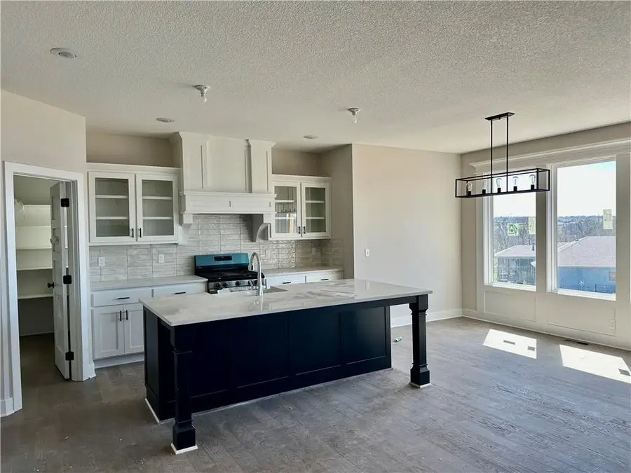 23819 W 59th Terrace, Shawnee, KS 66226 - #2