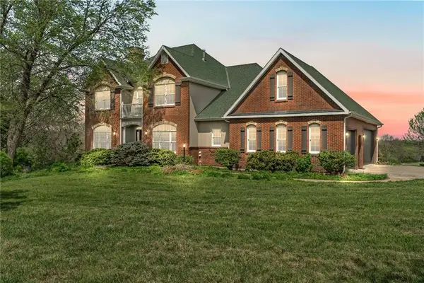 1548 N 800 Road, Baldwin City, KS 66006