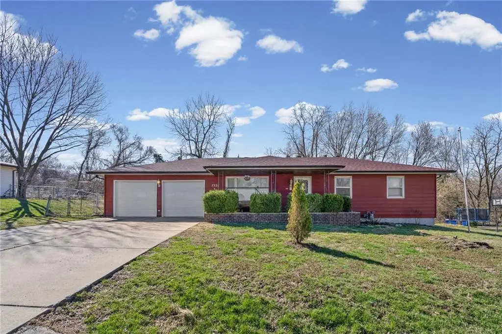 7321 Sloan Avenue, Kansas City, KS 66109 - #1