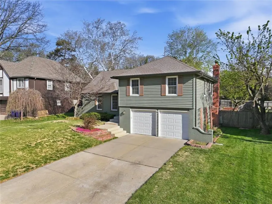 9120 W 91st Terrace, Overland Park, KS 66212 - #3