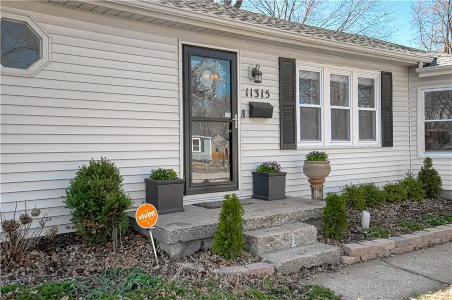 11315 W 68th Street, Shawnee, KS 66203 - #3