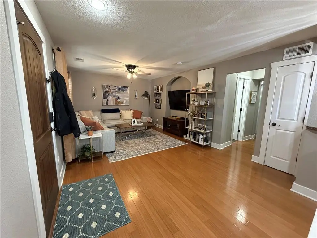 4500 Jefferson Street #102, Kansas City, MO 64111 - #1