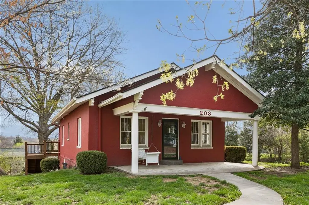 203 N Ridge Avenue, Liberty, MO 64068 - #1
