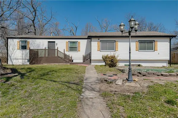 231 Springdale Avenue, Bonner Springs, KS 66012