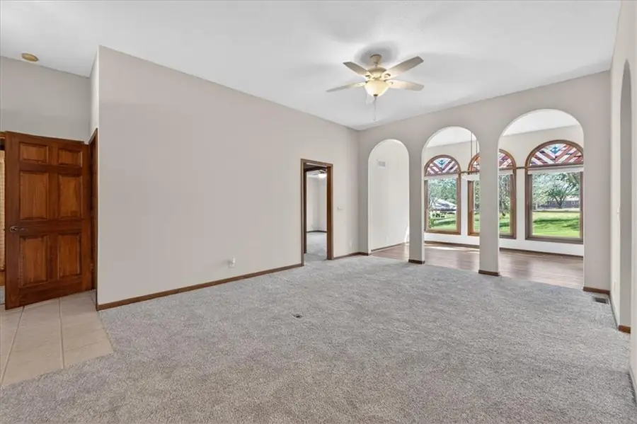 3328 S Victoria Drive, Independence, MO 64015 - #2