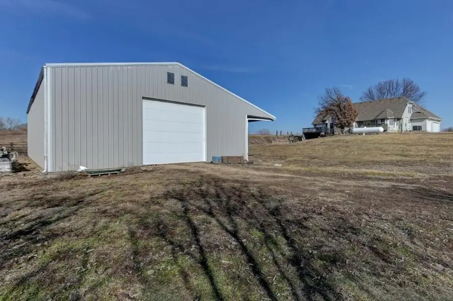 26204 E Hunter Road, Sibley, MO 64088 - #3
