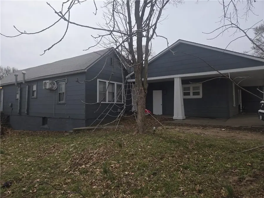 1413 Spruce Street, Leavenworth, KS 66048 - #2