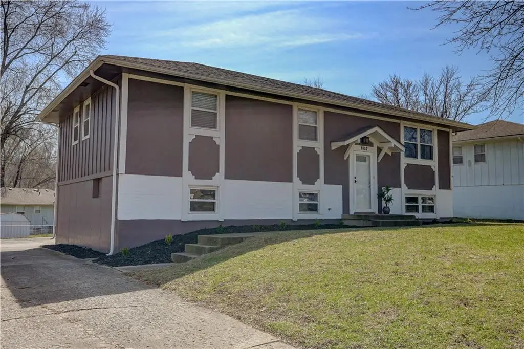 2204 Keystone Place, Blue Springs, MO 64014 - #1