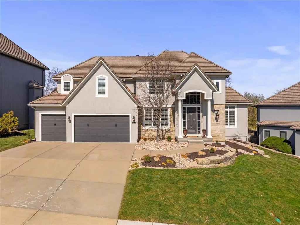8926 Quail Ridge Lane, Lenexa, KS 66220 - #1