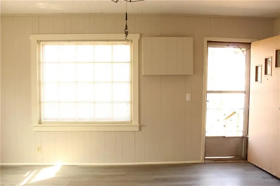 3014 Dirr Avenue, Parsons, KS 67357 - #3