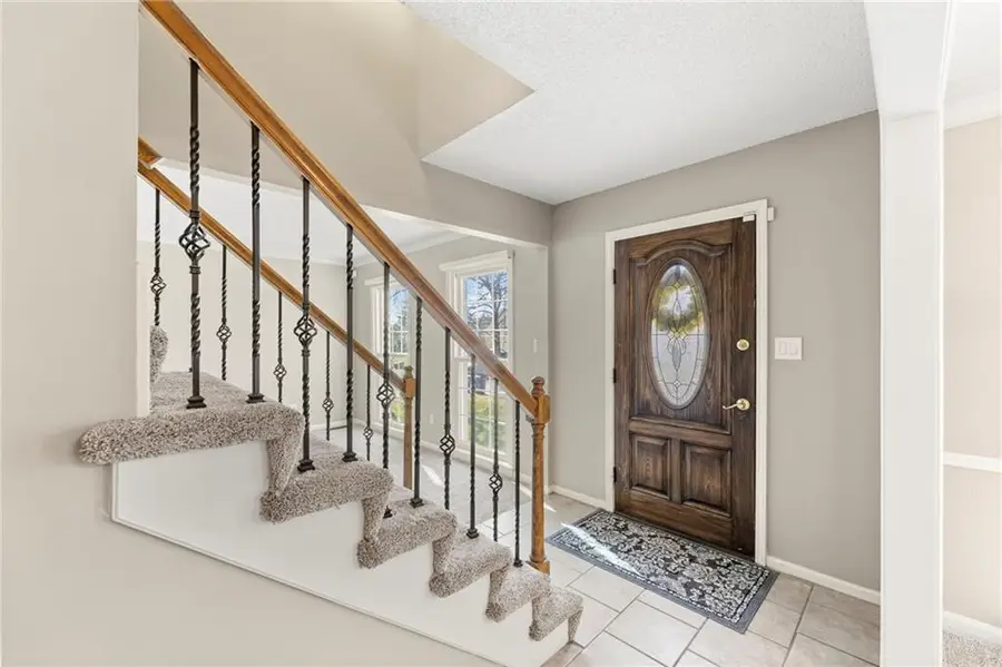 202 NW Ironbark Street, Lees Summit, MO 64064 - #3