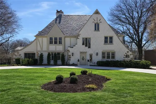 1239 W 63rd Street, Kansas City, MO 64113