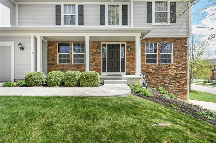 1313 Stone Lane, Lansing, KS 66043 - #3