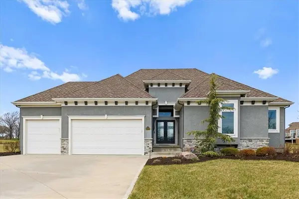 10008 N Revere Court, Kansas City, MO 64154