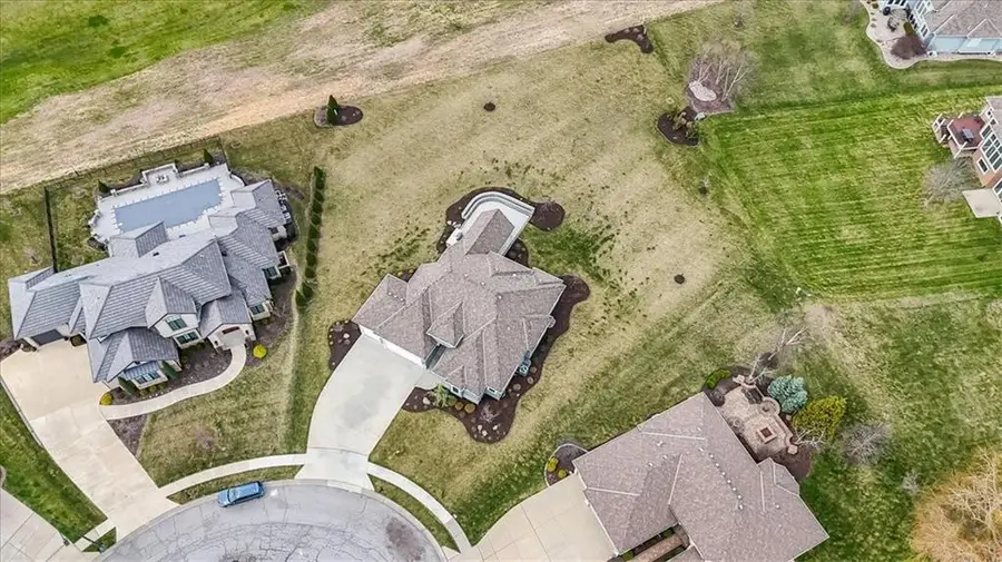 10008 N Revere Court, Kansas City, MO 64154 - #3