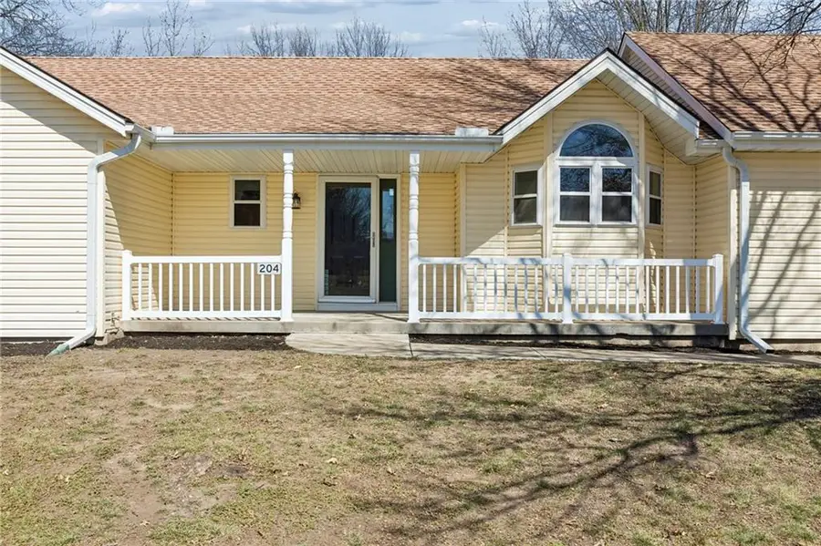 204 W 1st Street, Garden City, MO 64747 - #3