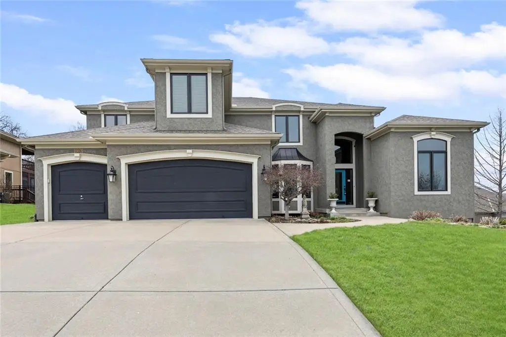 19013 W 98th Terrace, Lenexa, KS 66220 - #1