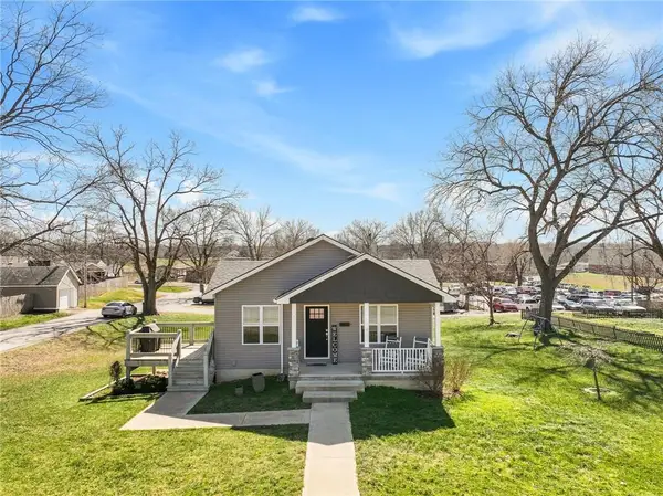 411 E Mcpherson Street, Knob Noster, MO 65336