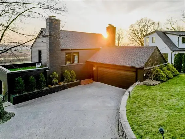 3718 N Briarcliff Road, Kansas City, MO 64116