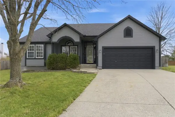 3716 NW Anchor Court, Blue Springs, MO 64015