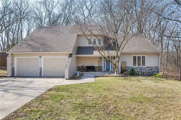 9733 Hwy 190 Highway, Chillicothe, MO 64601