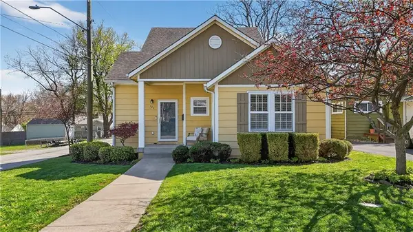 121 E 80th Street, Kansas City, MO 64114