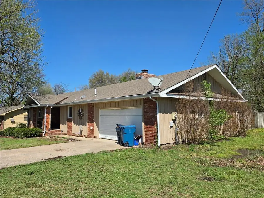 2300 Sue Lane, Independence, KS 67301 - #2