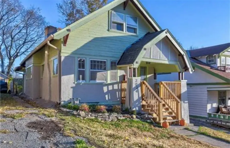 2024 E 48th Terrace, Kansas City, MO 64130 - #3