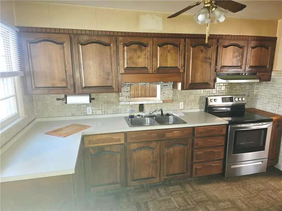 402 Vine Street, Tarkio, MO 64491 - #3