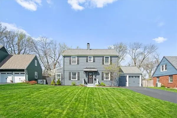 5812 Newton Street, Overland Park, KS 66202