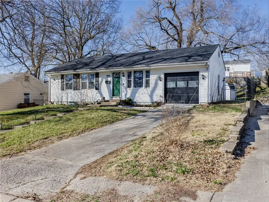 3500 N Mccoy Street, Independence, MO 64050 - #2