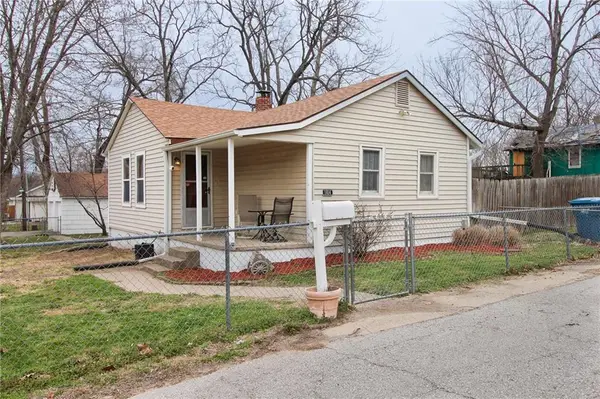 1014 E Smith Avenue, Independence, MO 64050