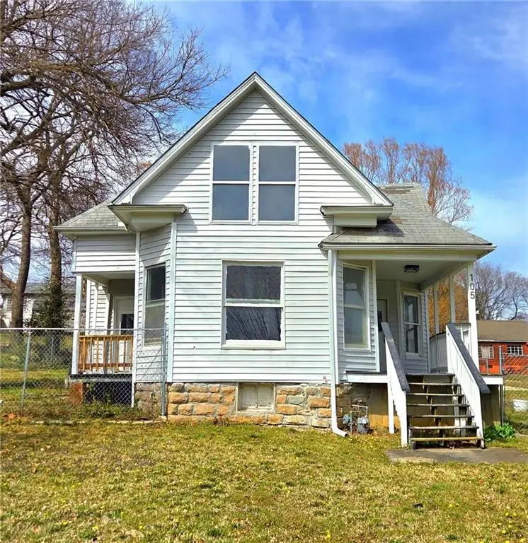 105 E 10th Street, Pleasanton, KS 66075 - #1