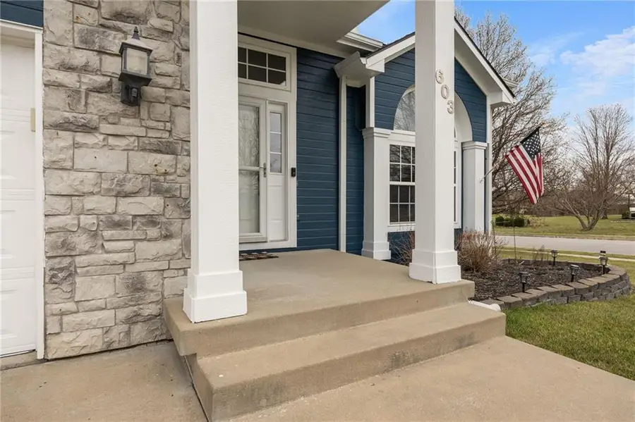 603 Bradford Court, Raymore, MO 64083 - #3