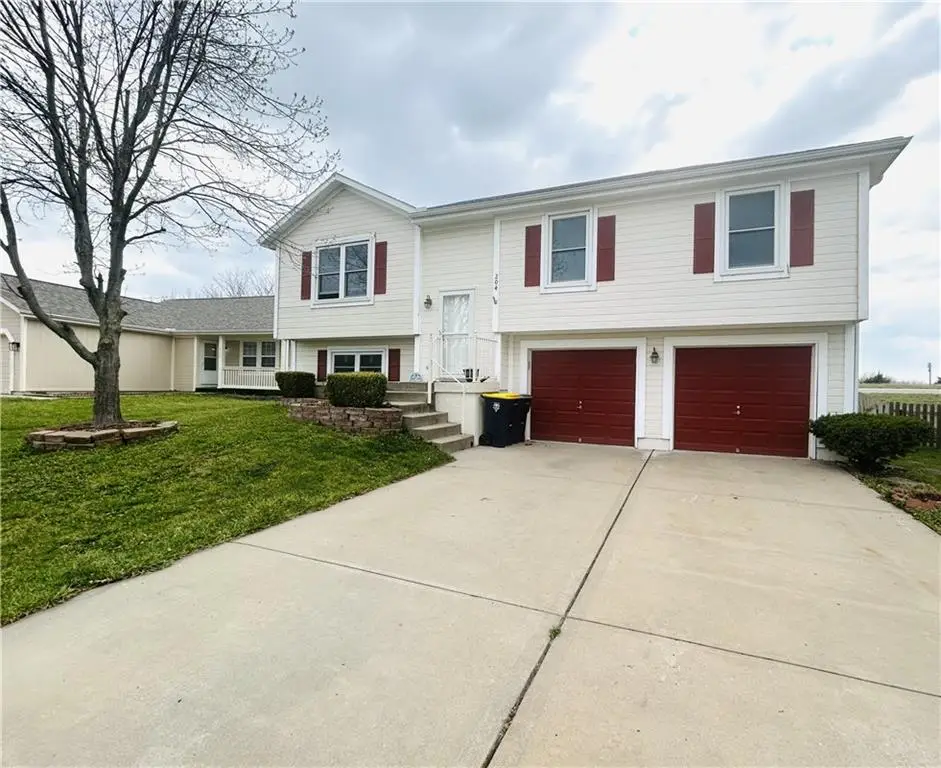 204 NW 114th Terrace, Kansas City, MO 64155 - #1