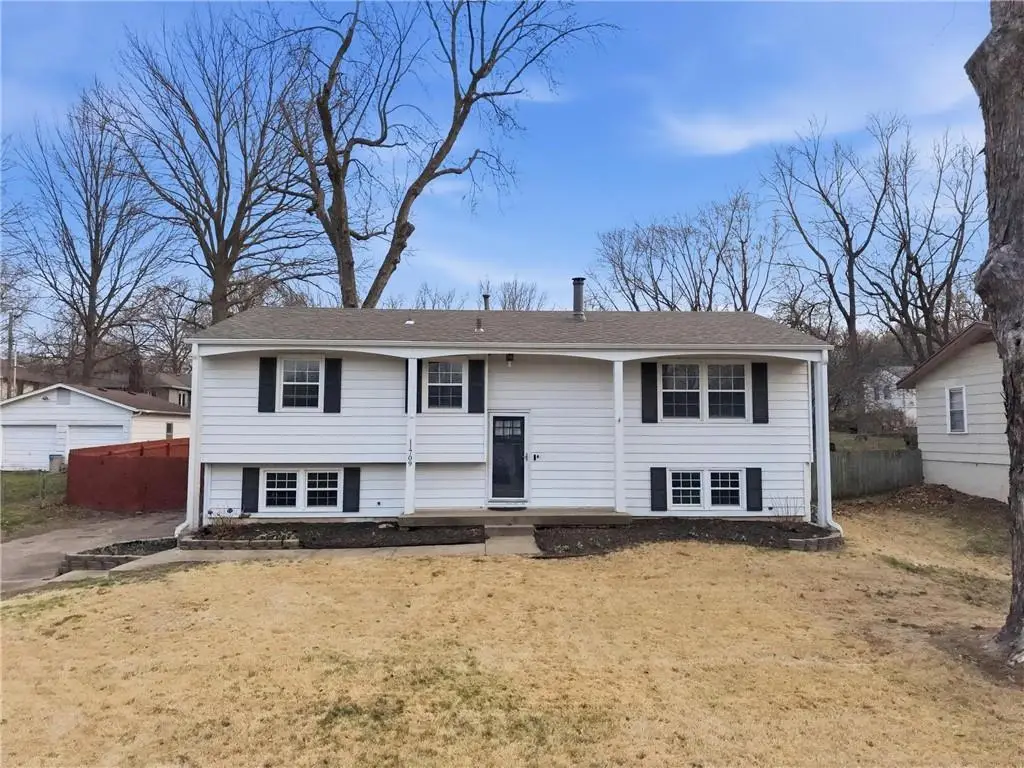 11709 E 77th Terrace, Raytown, MO 64138 - #1