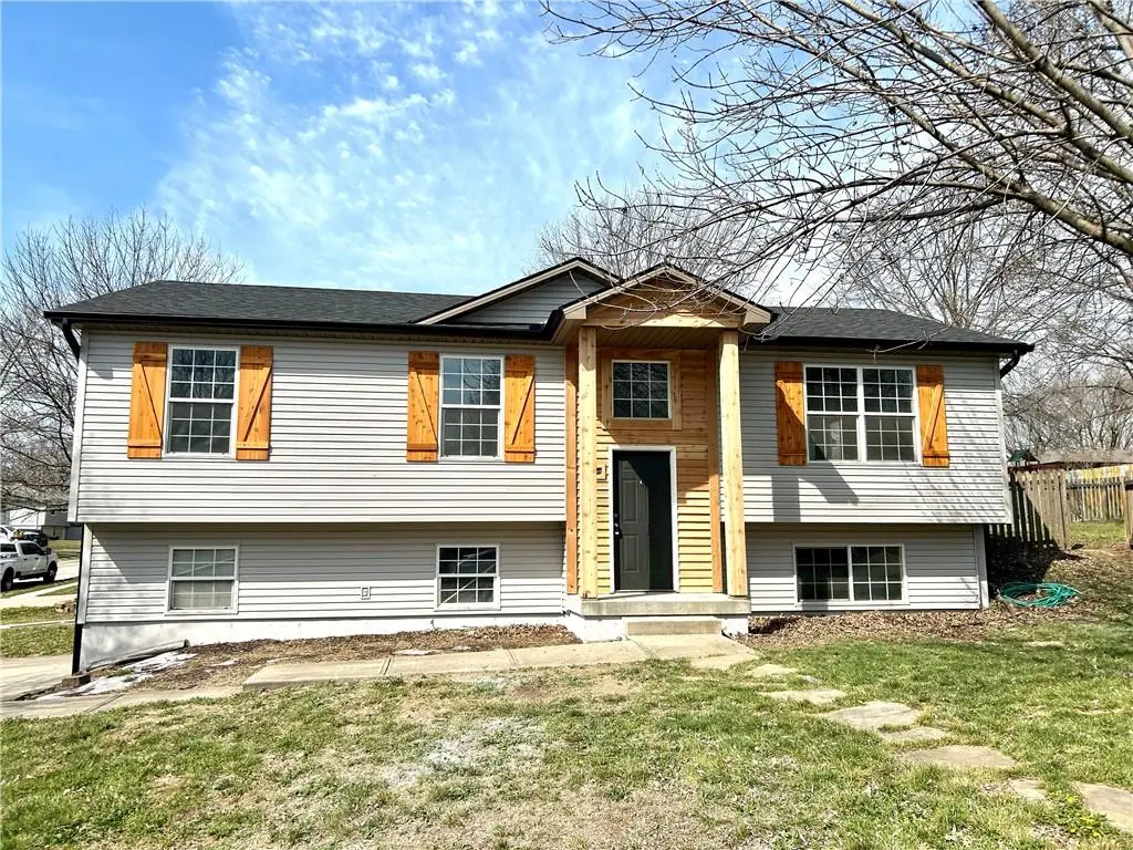 1705 SE Piccadilly Street, Blue Springs, MO 64014 - #1