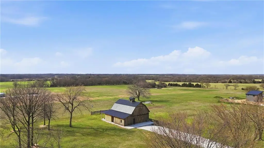 29990C S 2725 Road, Sheldon, MO 64784 - #1