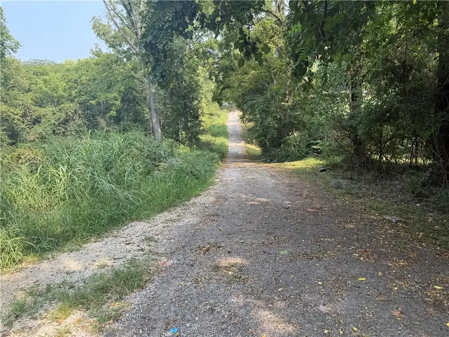 5202 Sewell Avenue, Kansas City, KS 66104 - #3