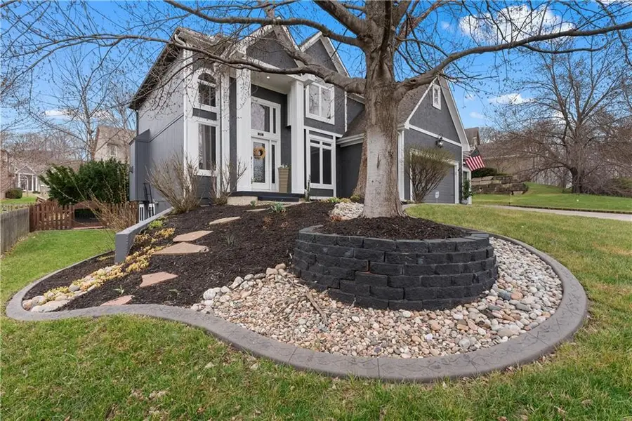 5715 NE Sapphire Place, Lees Summit, MO 64064 - #2