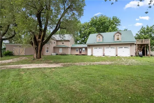 119 NE 1050th Road, Warrensburg, MO 64093