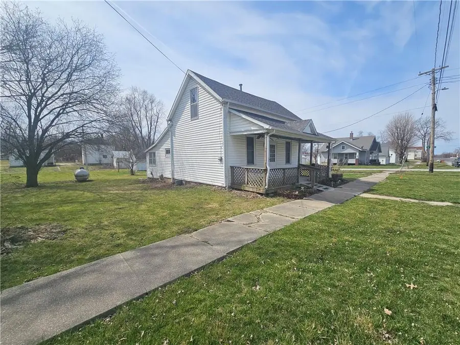 302 E Bird Street, Hamilton, MO 64644 - #3