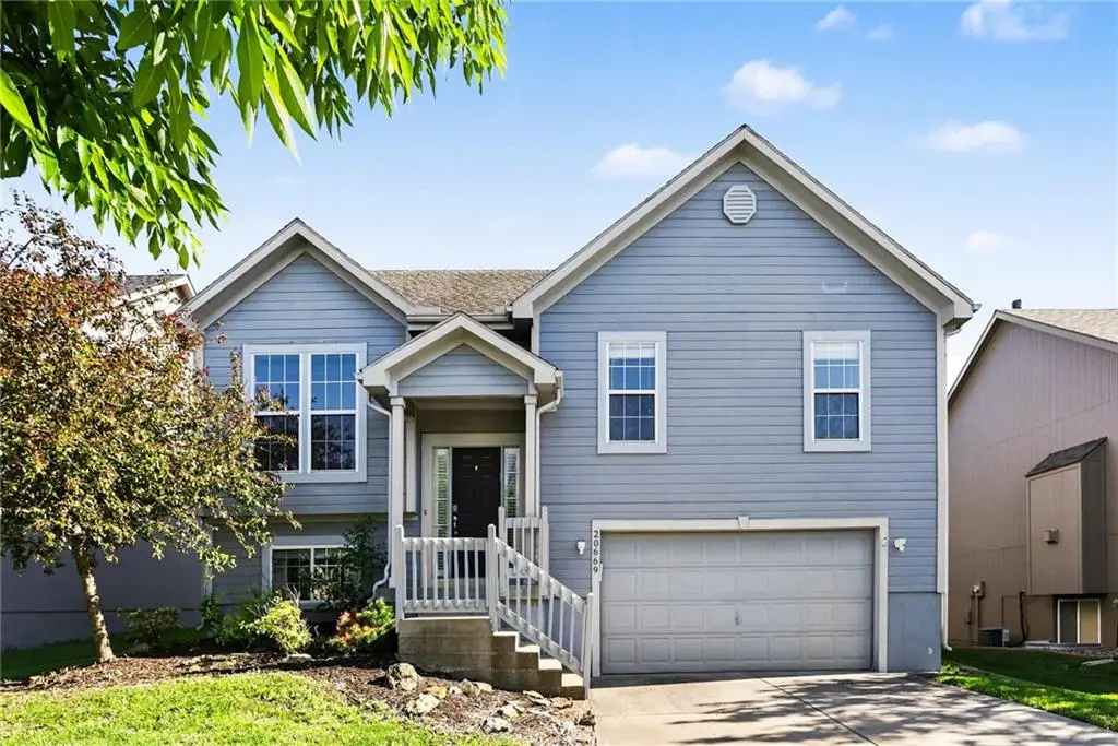 20669 W 124th Terrace, Olathe, KS 66061 - #1