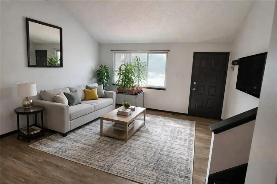 807 Conistor Lane, Liberty, MO 64068 - #2