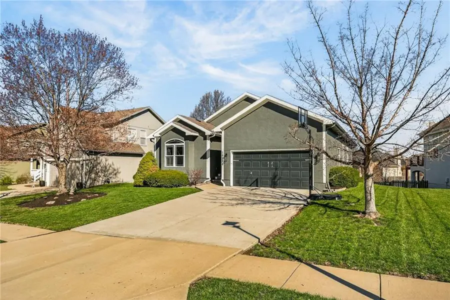 14234 W 155 Street, Olathe, KS 66062 - #2