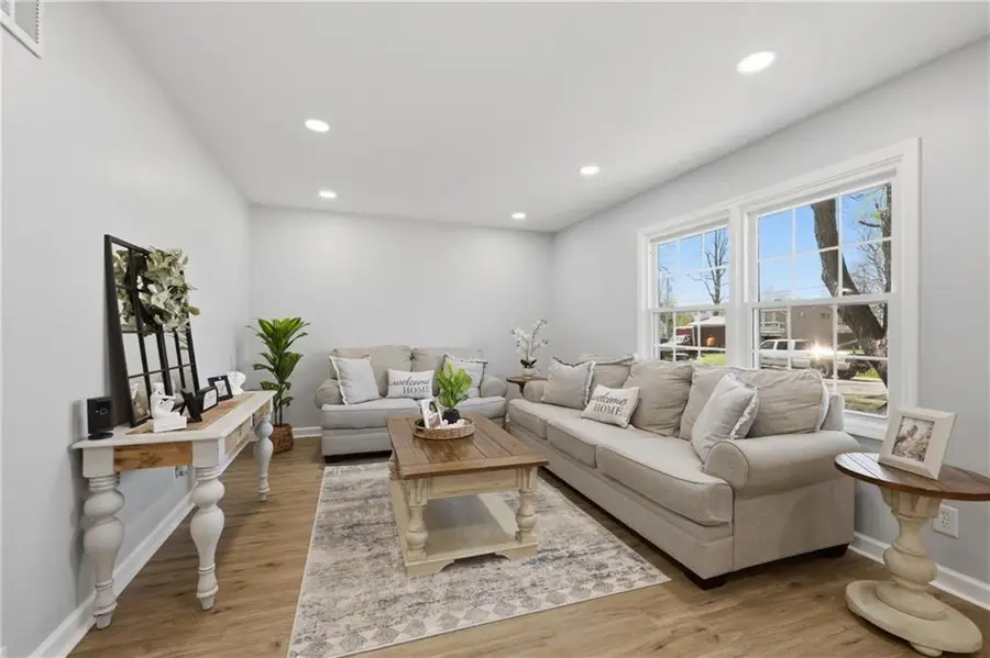 9225 Eastern Avenue, Kansas City, MO 64138 - #3