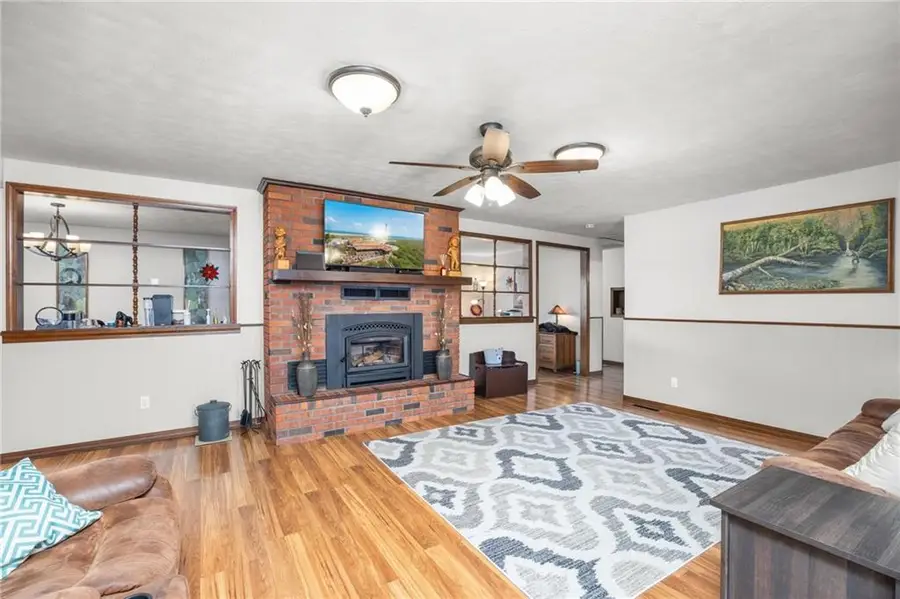 402 W Mckinley N/a, Frontenac, KS 66763 - #2