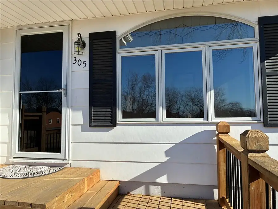 305 N 4th Street, Gower, MO 64454 - #2