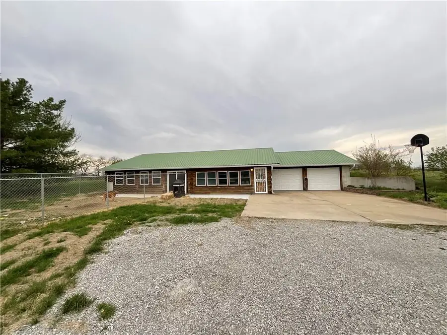 10697 SW 116 Highway, Lathrop, MO 64465 - #3