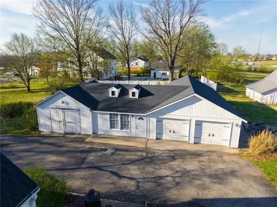 105 N 169 Highway, Gower, MO 64454 - #3